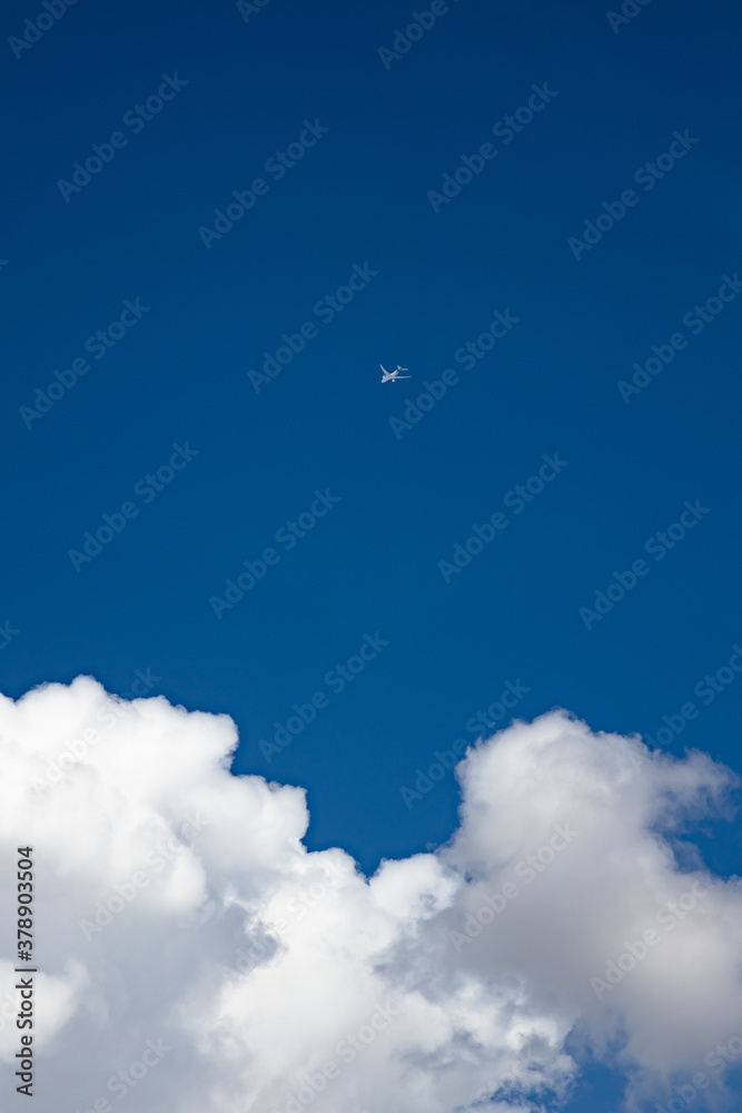 綺麗な青空と雲