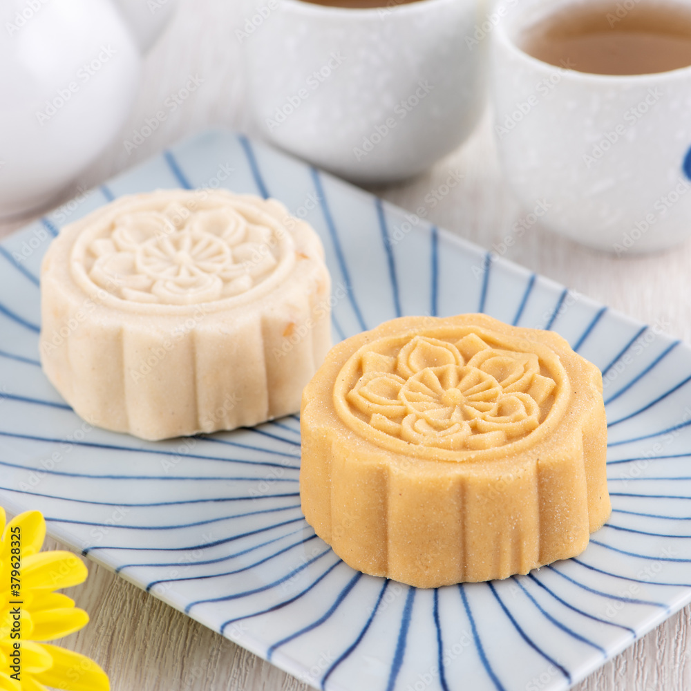 Colorful beautiful moon cake, mung bean cake, Champion Scholar Pastry cake for Mid-Autumn festival t