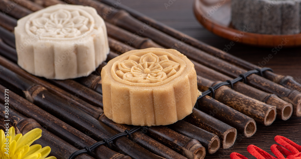 Colorful beautiful moon cake, mung bean cake, Champion Scholar Pastry cake for Mid-Autumn festival t