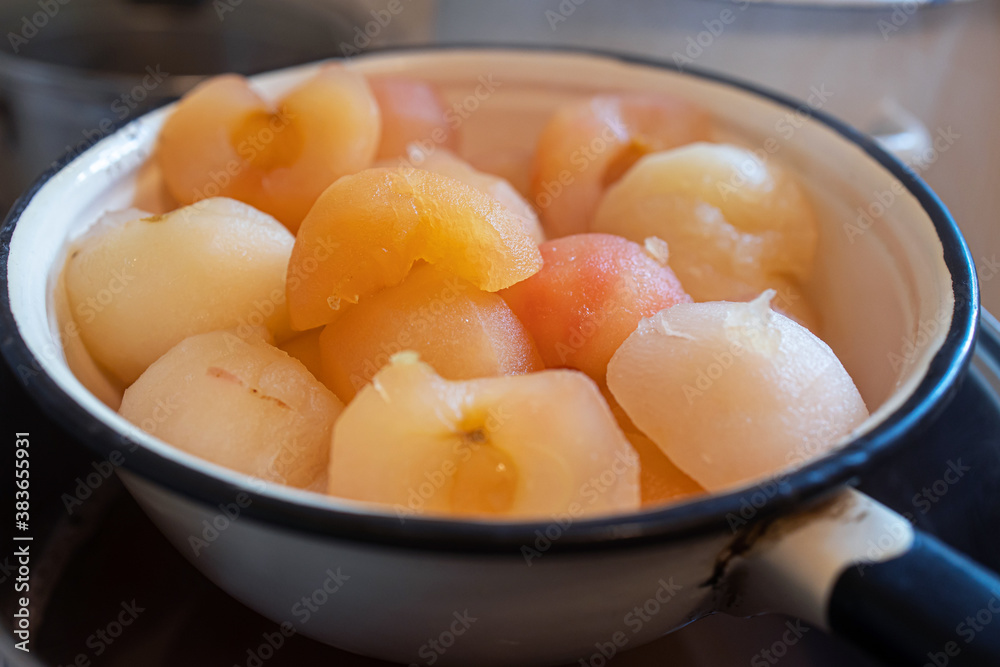 freshly boiled peeled apples