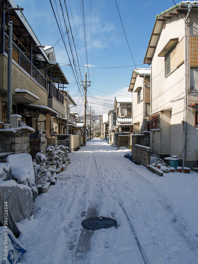 雪が積もった翌日の風景