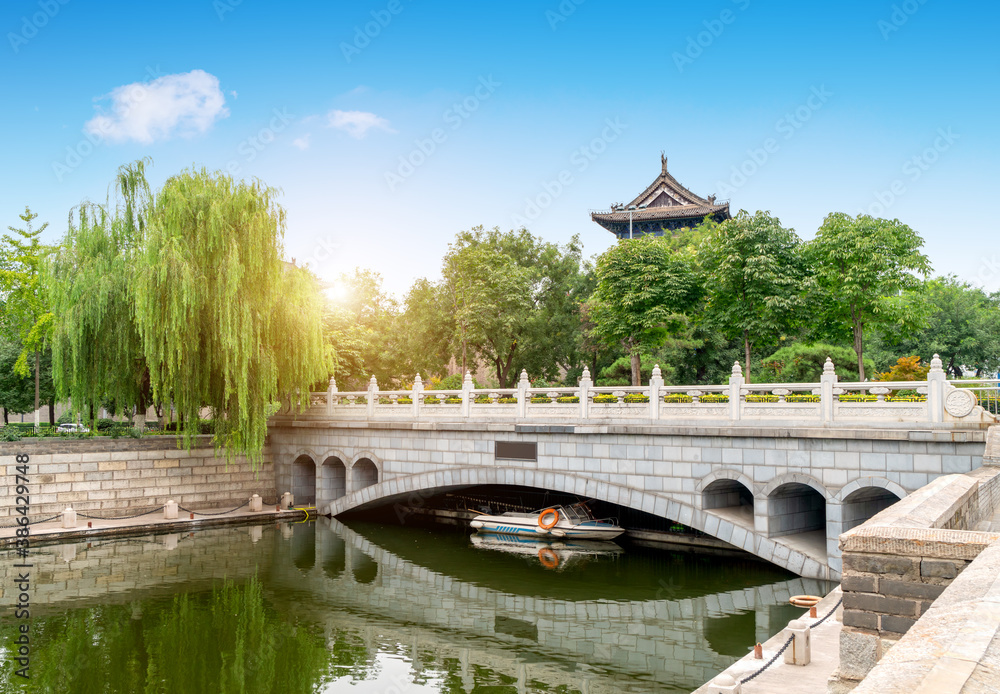 Xian City Wall is the most complete ancient city wall in China.