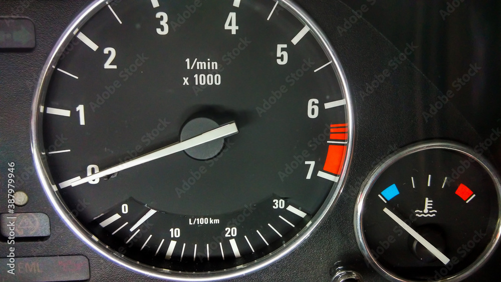 tachometer 1x1000 rpm. and  temperature guage of a car