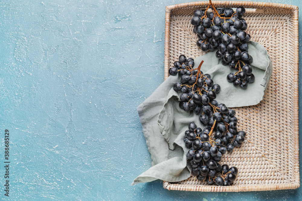 Composition with sweet ripe grapes on table