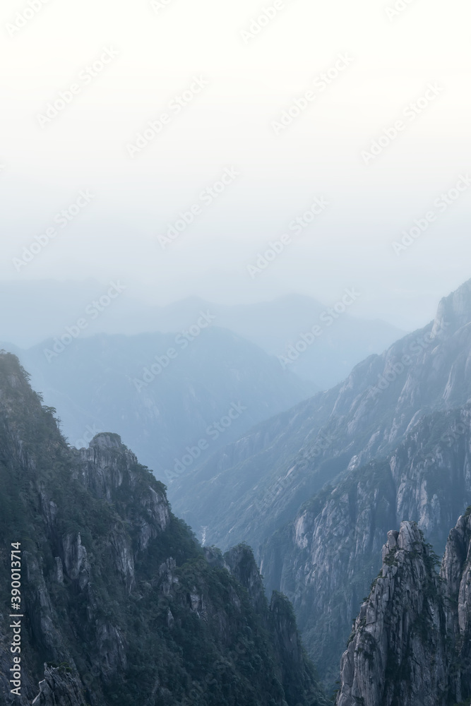 黄山（黄山）景观。联合国教科文组织世界遗产。位于美国黄山