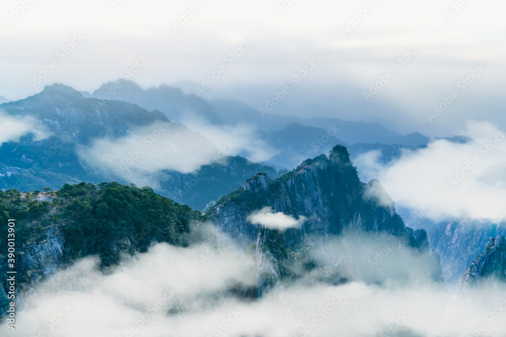 黄山（黄山）景观。联合国教科文组织世界遗产。位于美国黄山