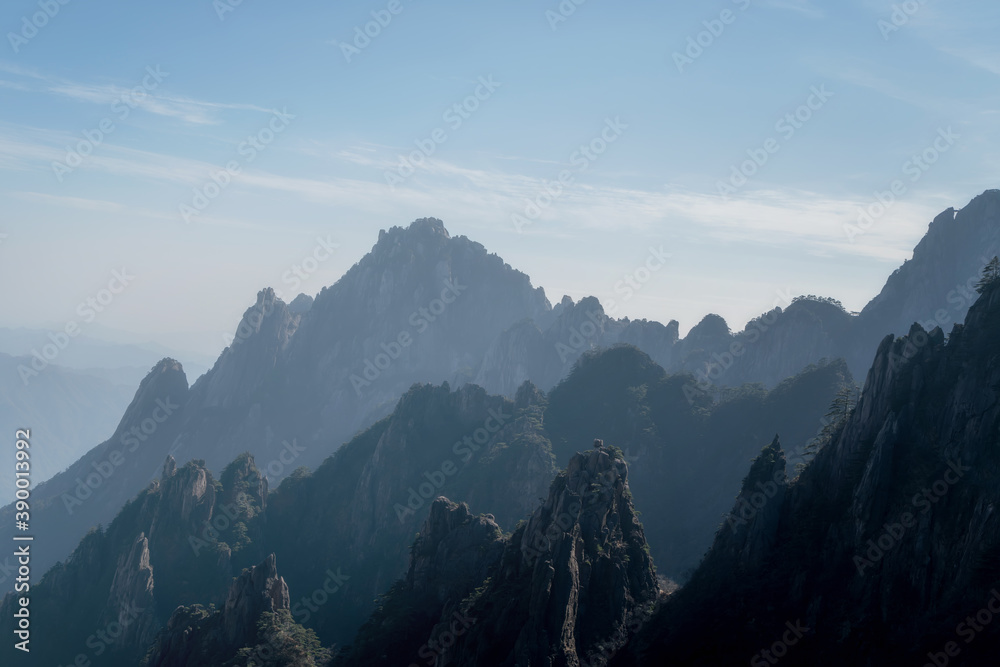 黄山（黄山）景观。联合国教科文组织世界遗产。位于美国黄山