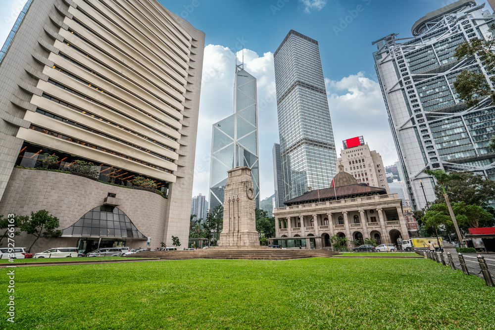 香港街景与摩天大楼玻璃