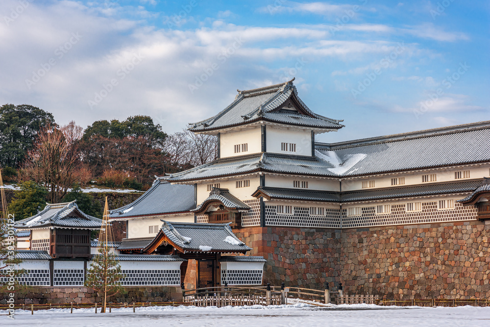 冬季的日本金泽城堡