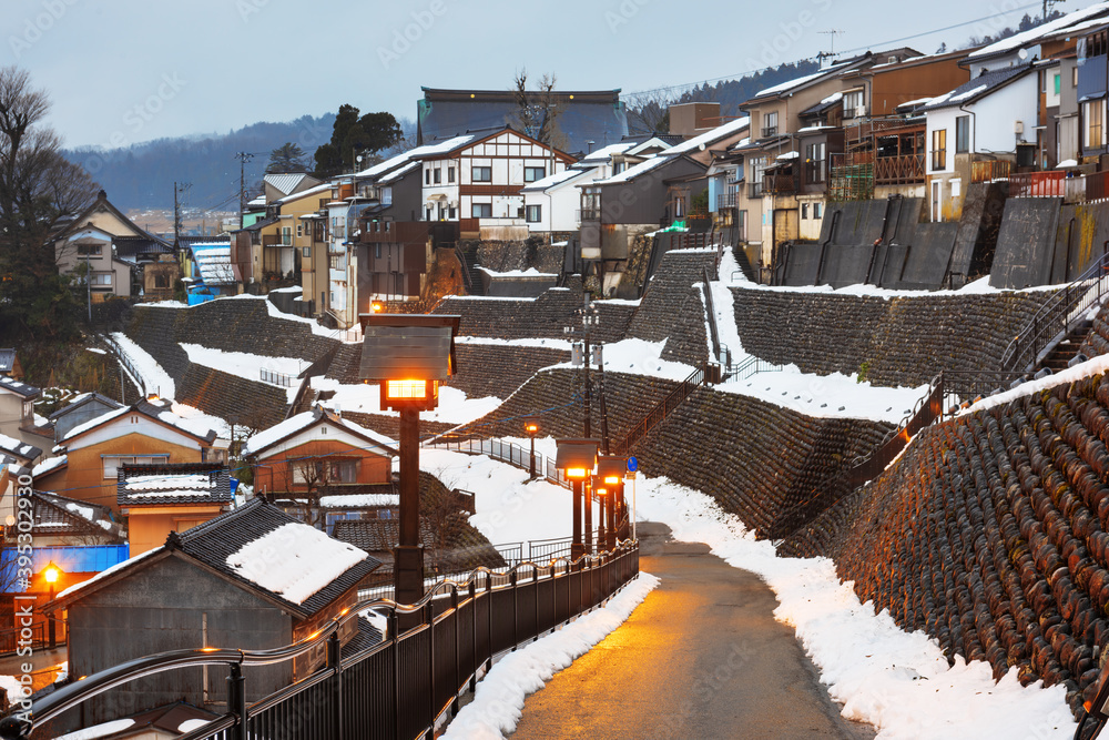 冬季日本富山市矢所镇天际线