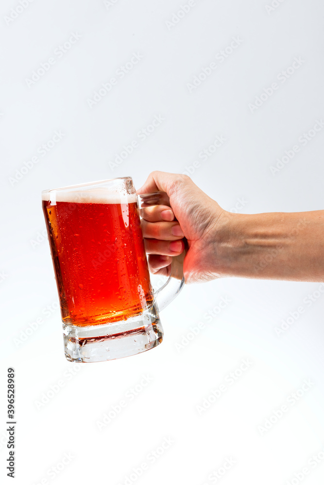 Man holding a large beer