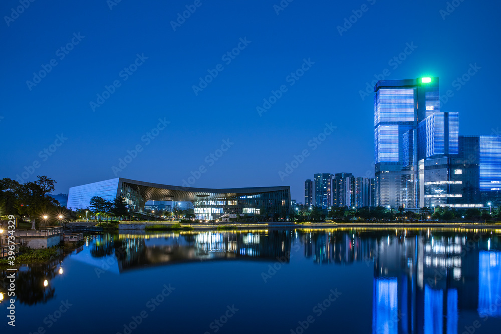 中国广州南沙凤凰湖公园夜景