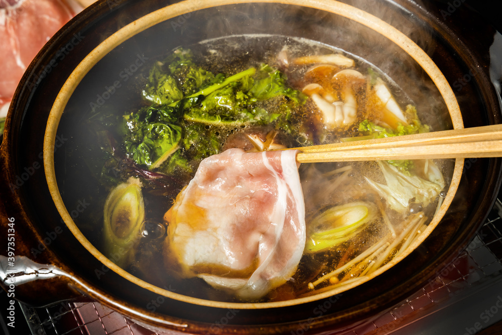 高級豚肉しゃぶしゃぶ  Shabu-shabu japanese food