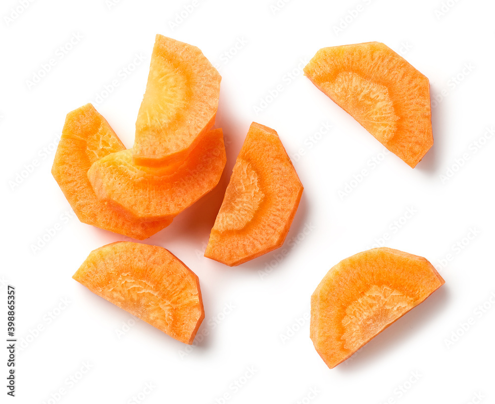 fresh raw peeled carrot slices