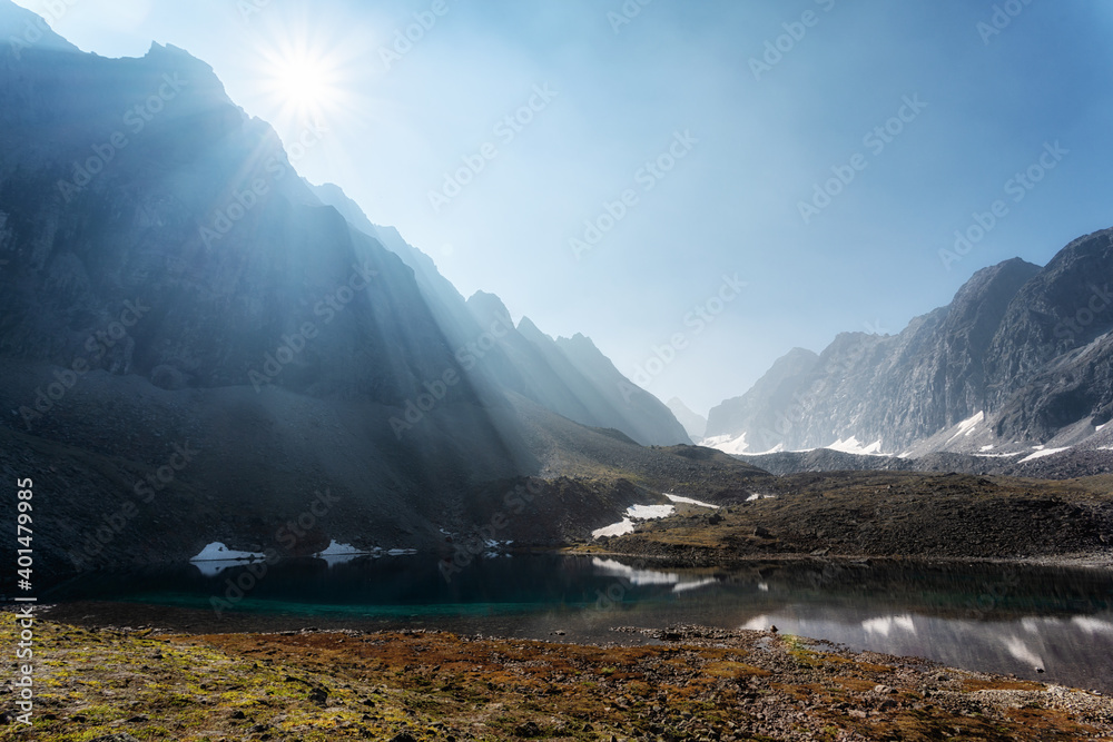 堪察加山脉的小山塘