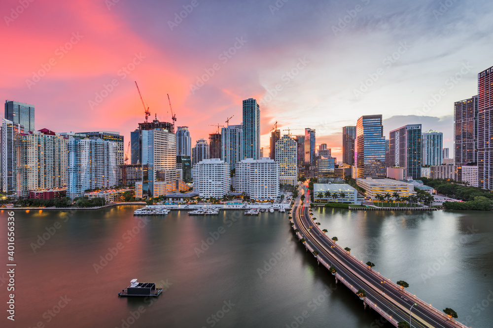 Miami, Florida, USA skyline on Biscayne Bay