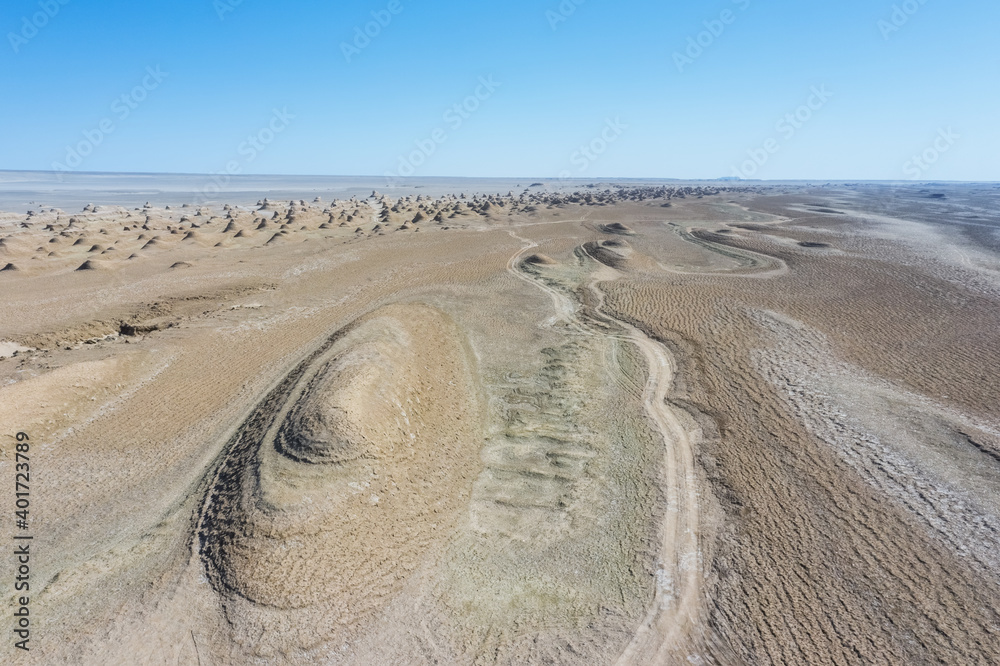 风蚀地貌景观鸟瞰图