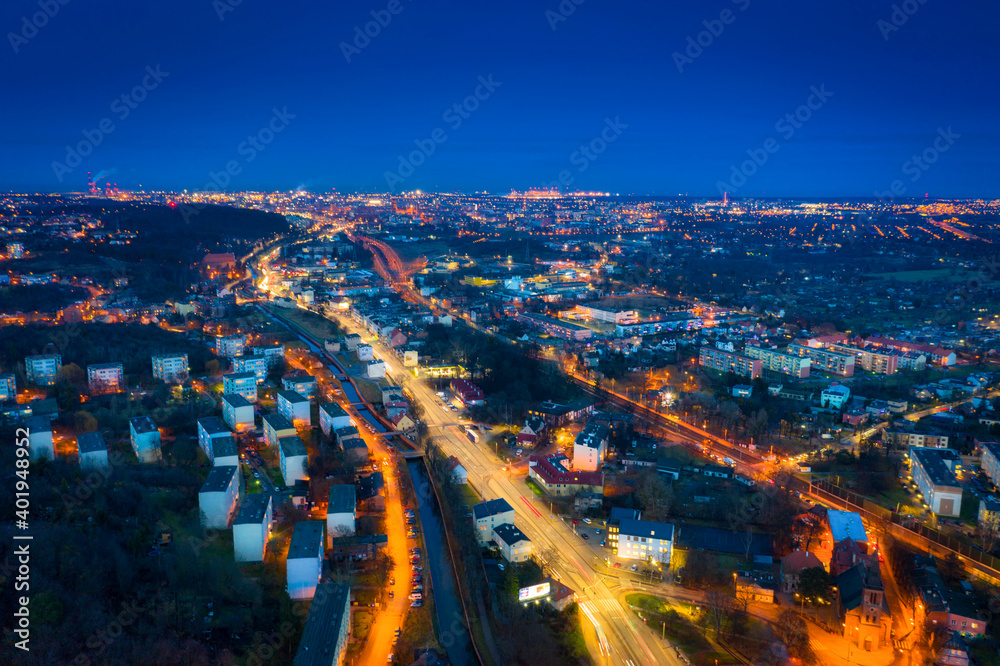 波兰Gdansk Orunia黄昏鸟瞰图