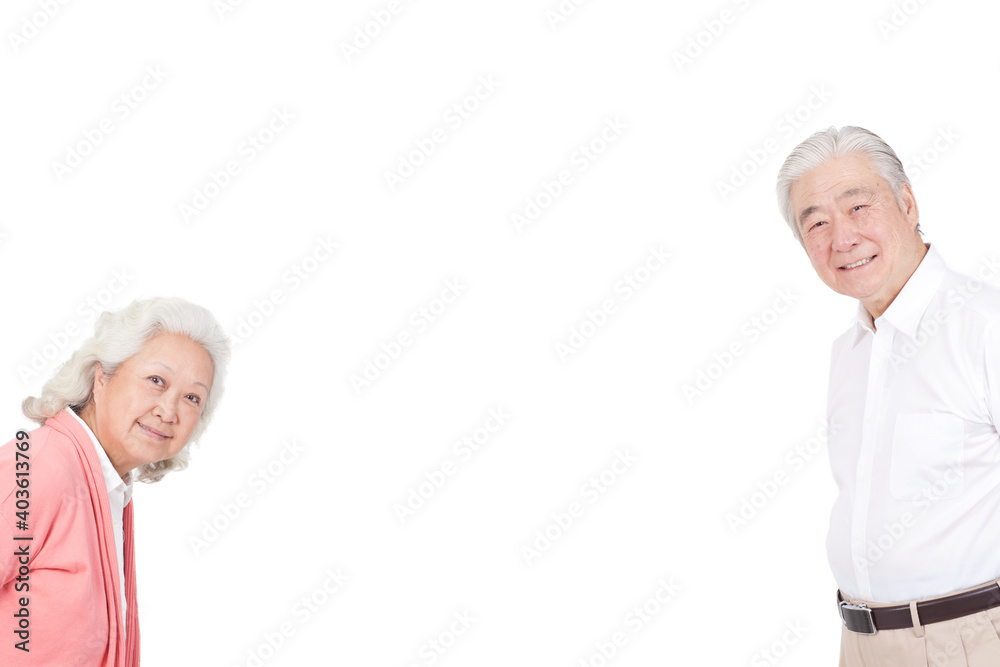 A group photo of a happy old couple 