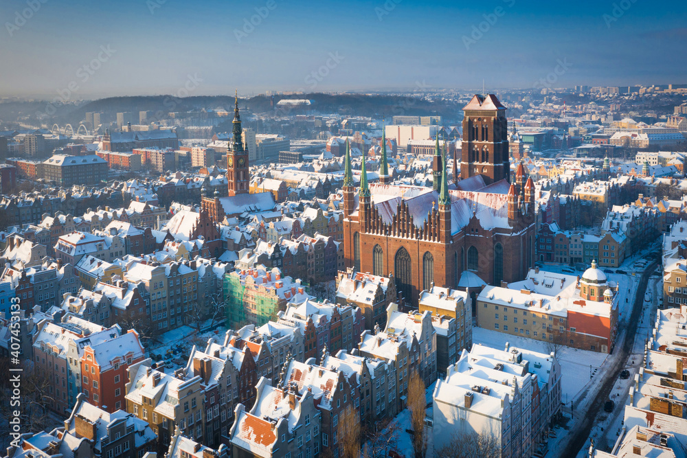 Beautiful scenery of Gdansk over Motlawa river at snowy winter, Poland