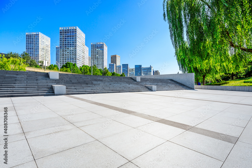 中国北京的空平方楼和现代城市商业建筑。