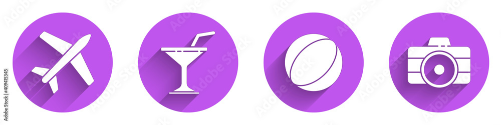 Set Plane，Martini glass，Beach ball and Photo camera icon with long shadow.Vector（设置平面、马提尼玻璃、沙滩球和长阴影照