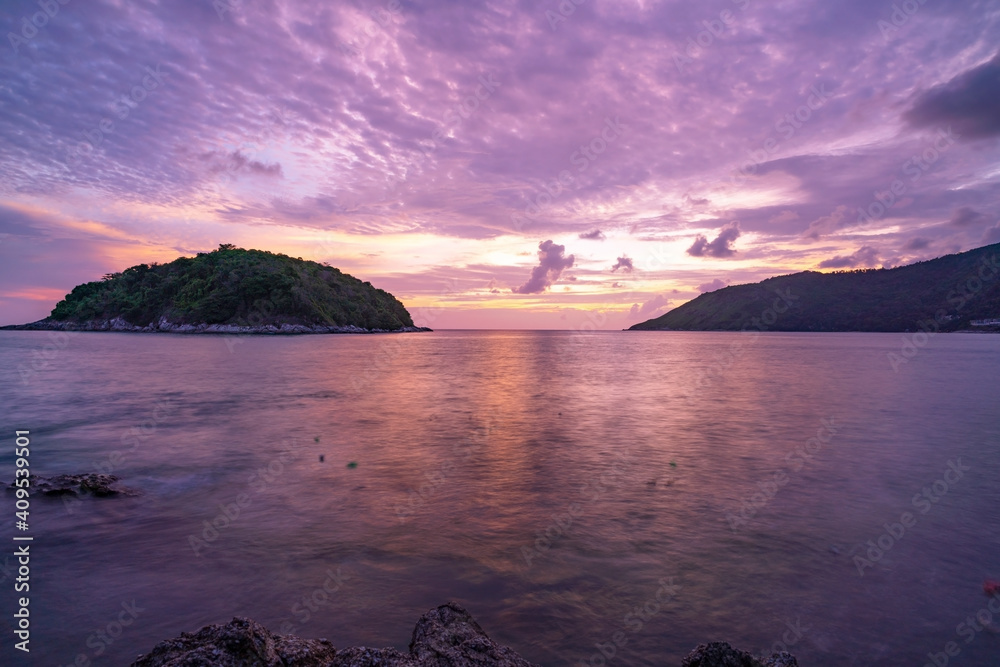 美丽的海上小岛黄金h普吉岛美景自然景观