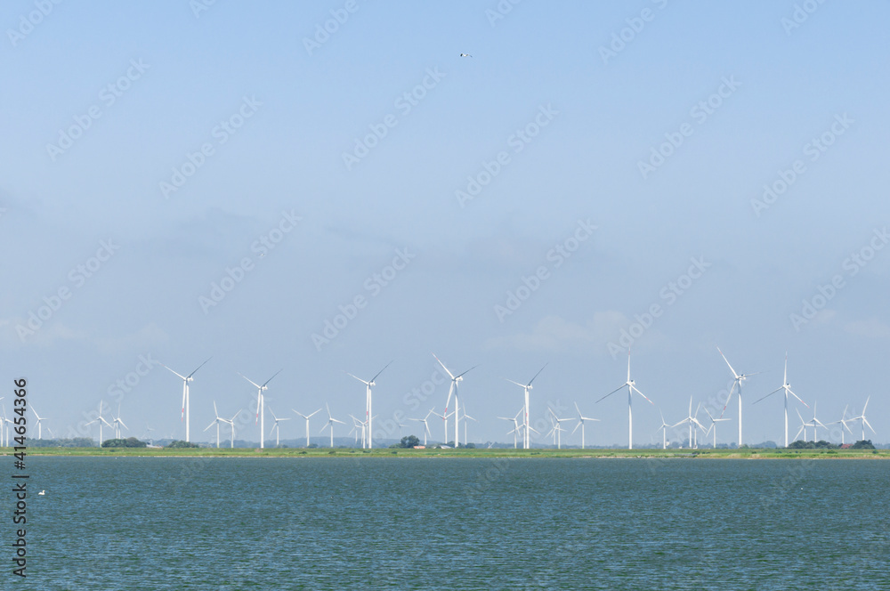 德国北部风电场/德国北海海岸风电场。