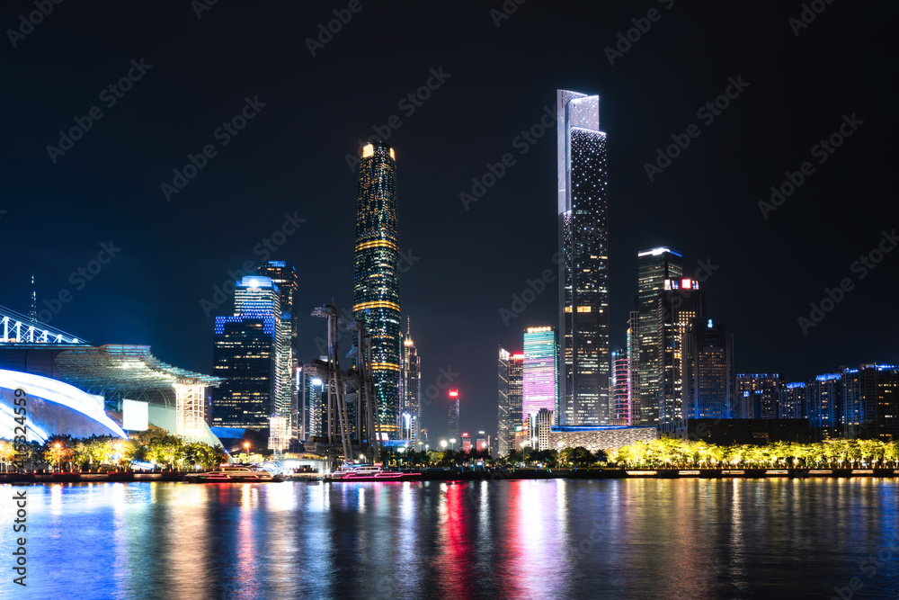 广州珠江金融中心现代建筑夜景