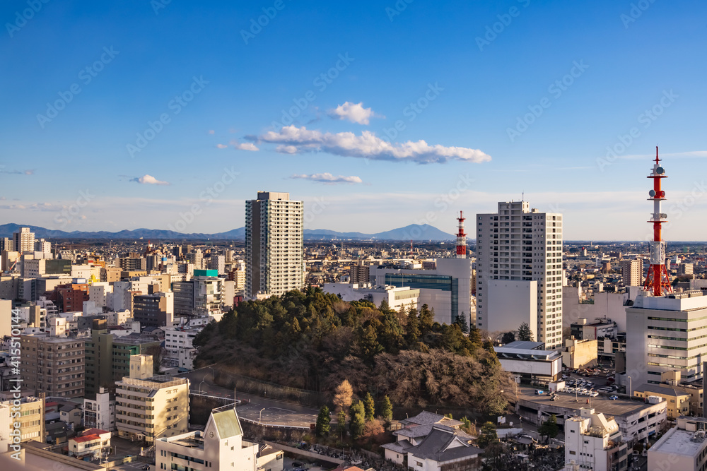 夕暮れの地方都市の景色（栃木県宇都宮市）