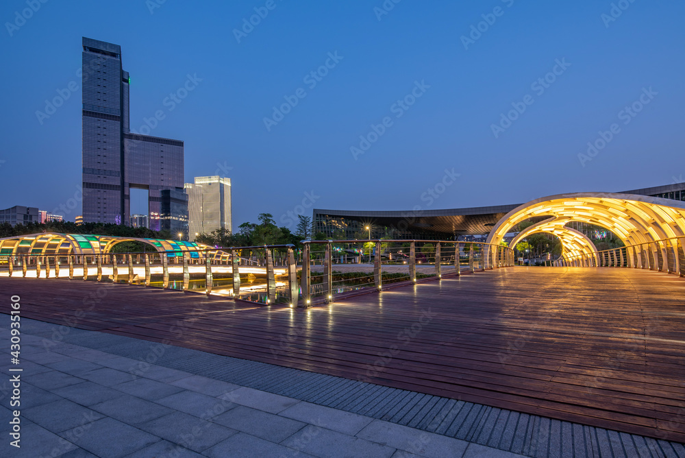 中国广州南沙区城市建筑夜景