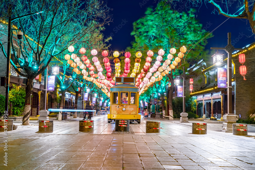 山东省聊城市东昌湖街道夜景