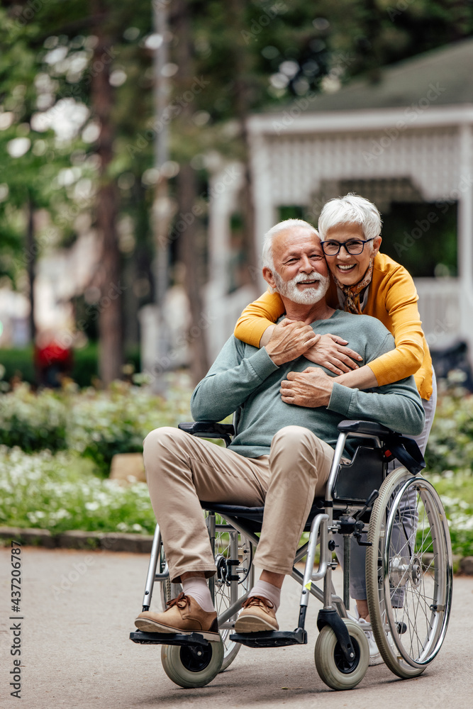 Mature couple, enjoying each others company.