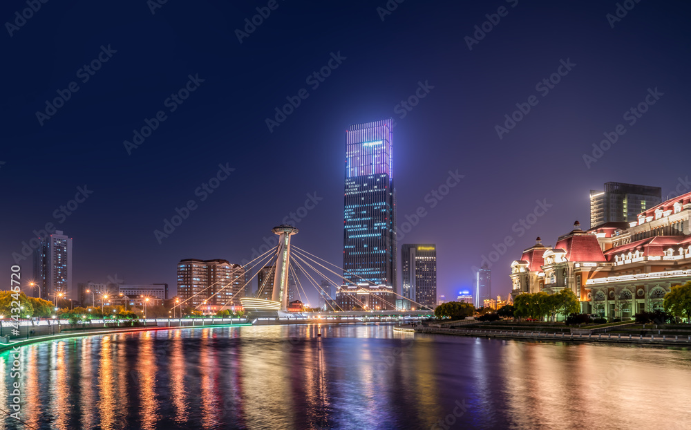 中国天津城市建筑景观夜景