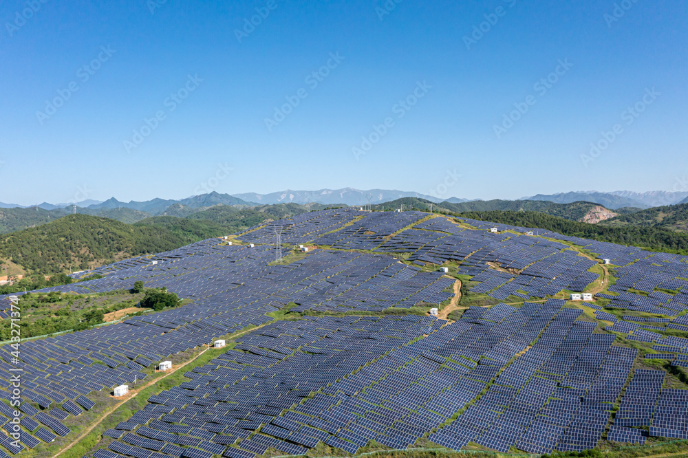 山上太阳能电站