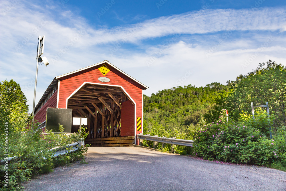 Louis-Gravel covered bridge (1934). Municipality of Sacré-Coeur, Quebec, Canada.