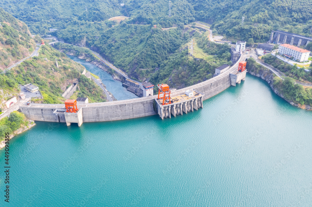 小型水电站、大坝和水库关闭