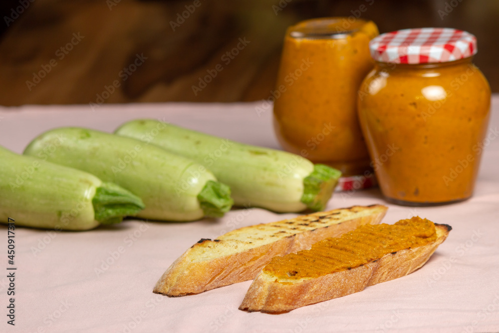 how to prepare homemade zucchini preserves