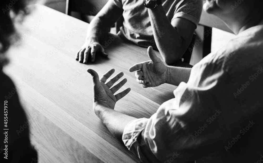 Hands doing an explaining gesture