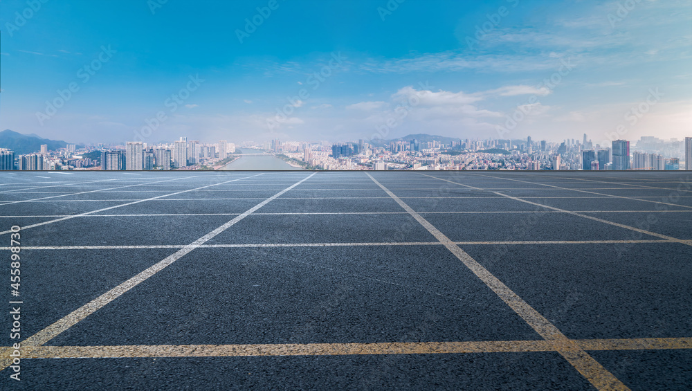 道路地面与城市建筑景观