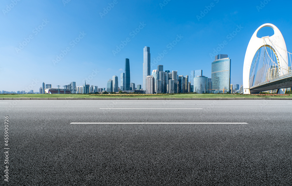 道路地面与城市建筑景观