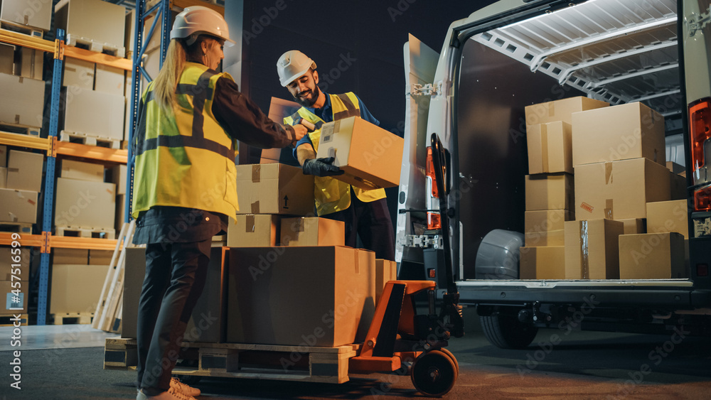 Outside of Logistics Retail Warehouse: Manager Using Tablet Computer and Scanner, talking to Worker 