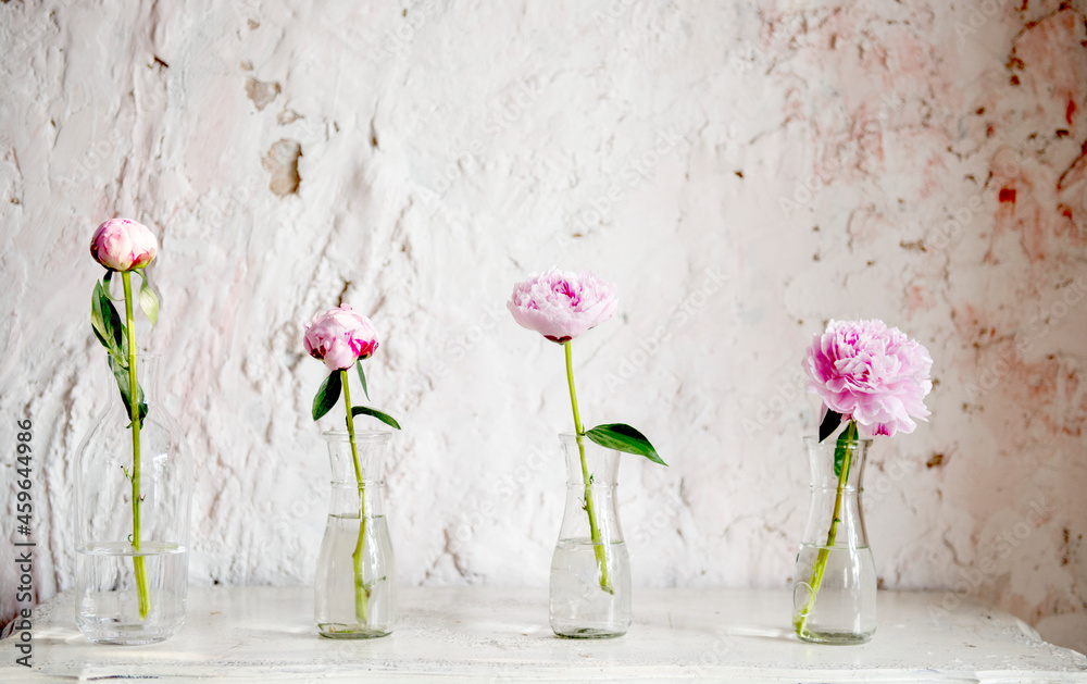 Flower arrangement in glassware decoration