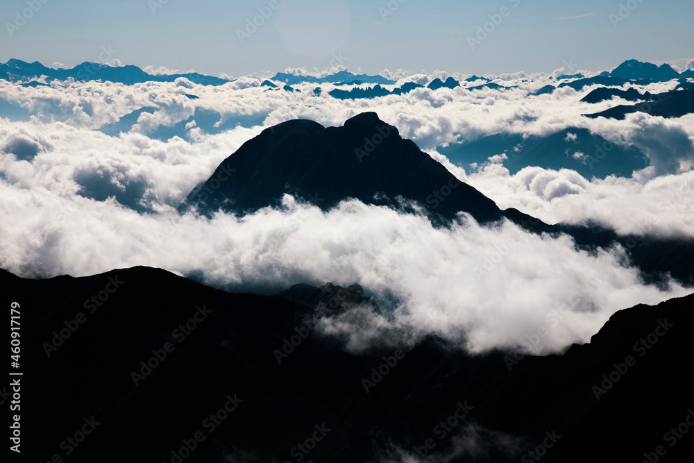 山云之上的风景