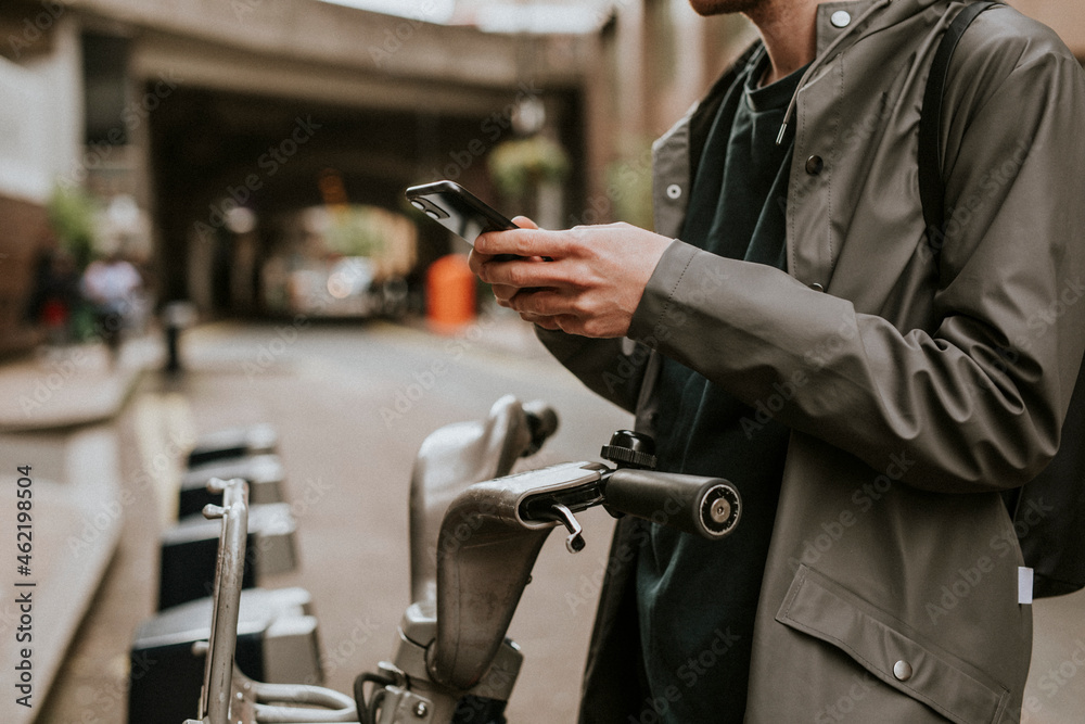 Man connecting to a bike rental application