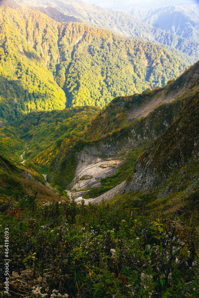 高山の風景　雨飾山　秋　夕方