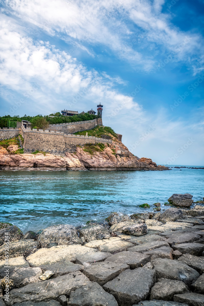 中国烟台海上名山蓬莱阁