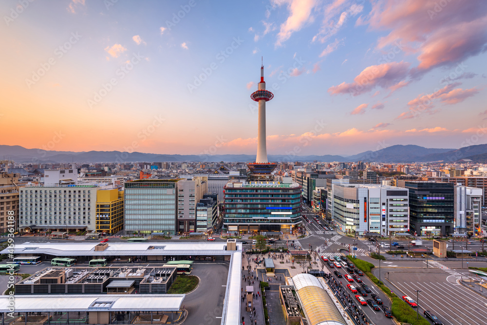 京都，日本京都塔的城市景观