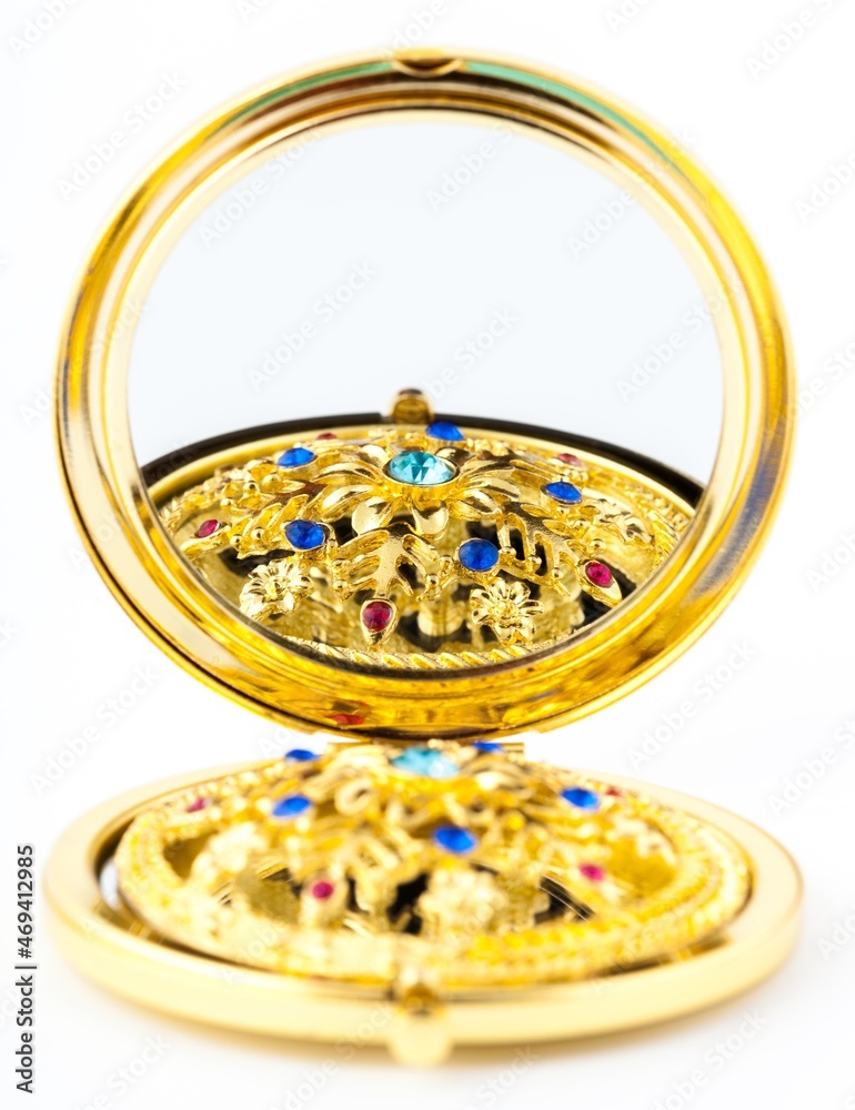 Beautiful Gold Round Compact Mirror