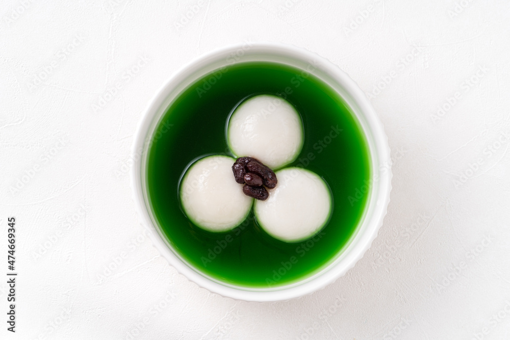 Matcha big tangyuan with red bean paste and matcha soup.